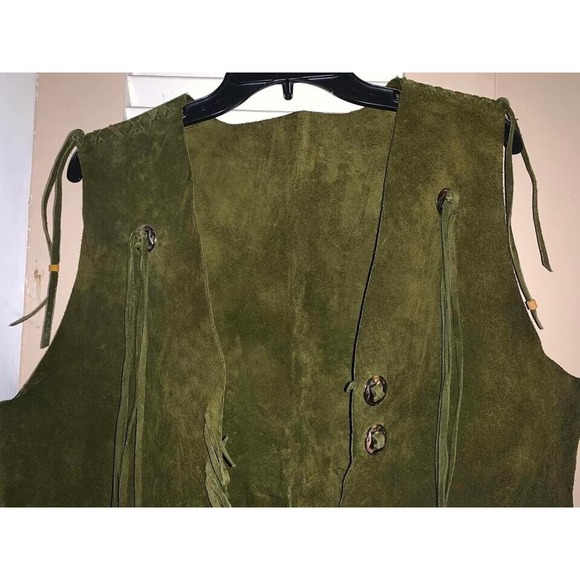Vintage/ Retro / Groovy Handmade Leather Vest With Fringe , Concho’s & Beads - Picture 3 of 16